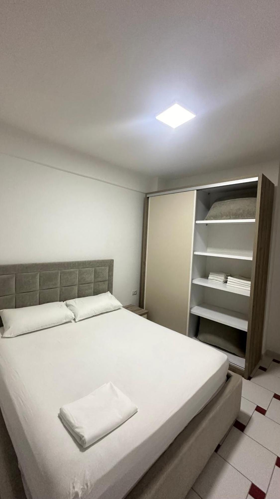 Jasmine Apartments Саранда Экстерьер фото